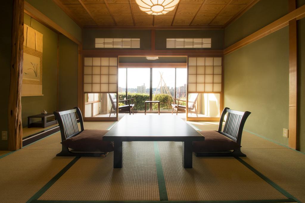料亭旅館 山乃尾 金沢市 エクステリア 写真