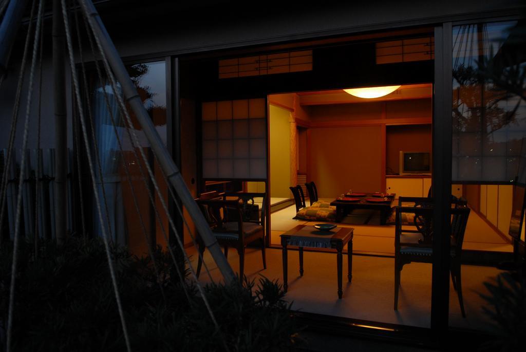 料亭旅館 山乃尾 金沢市 エクステリア 写真
