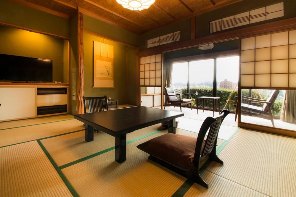 料亭旅館 山乃尾 金沢市 エクステリア 写真